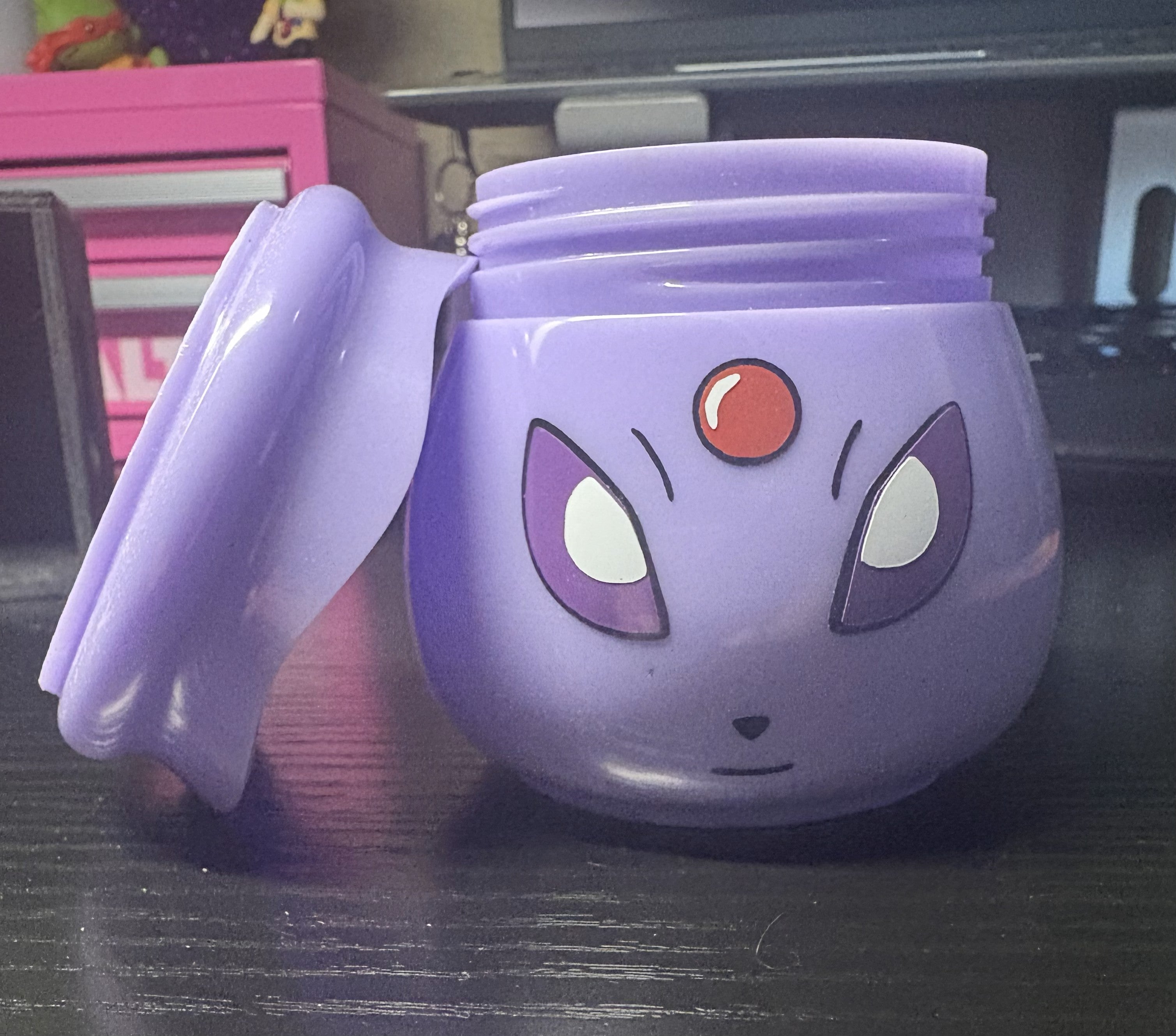 Collectable Espeon jar