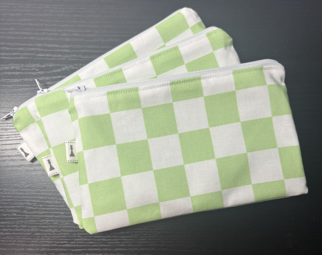 Green & White checkered carrying bag