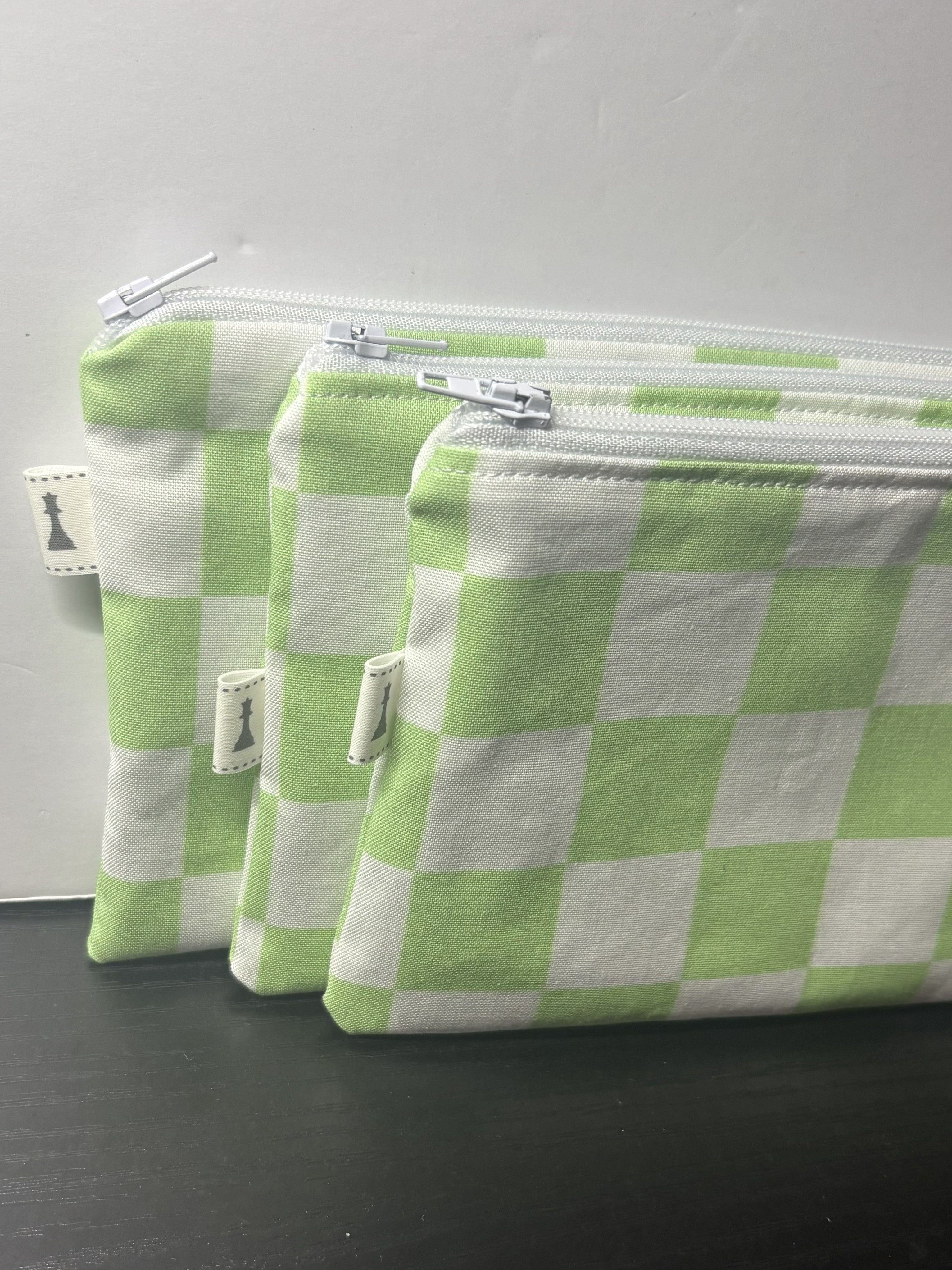 Green & White checkered carrying bag