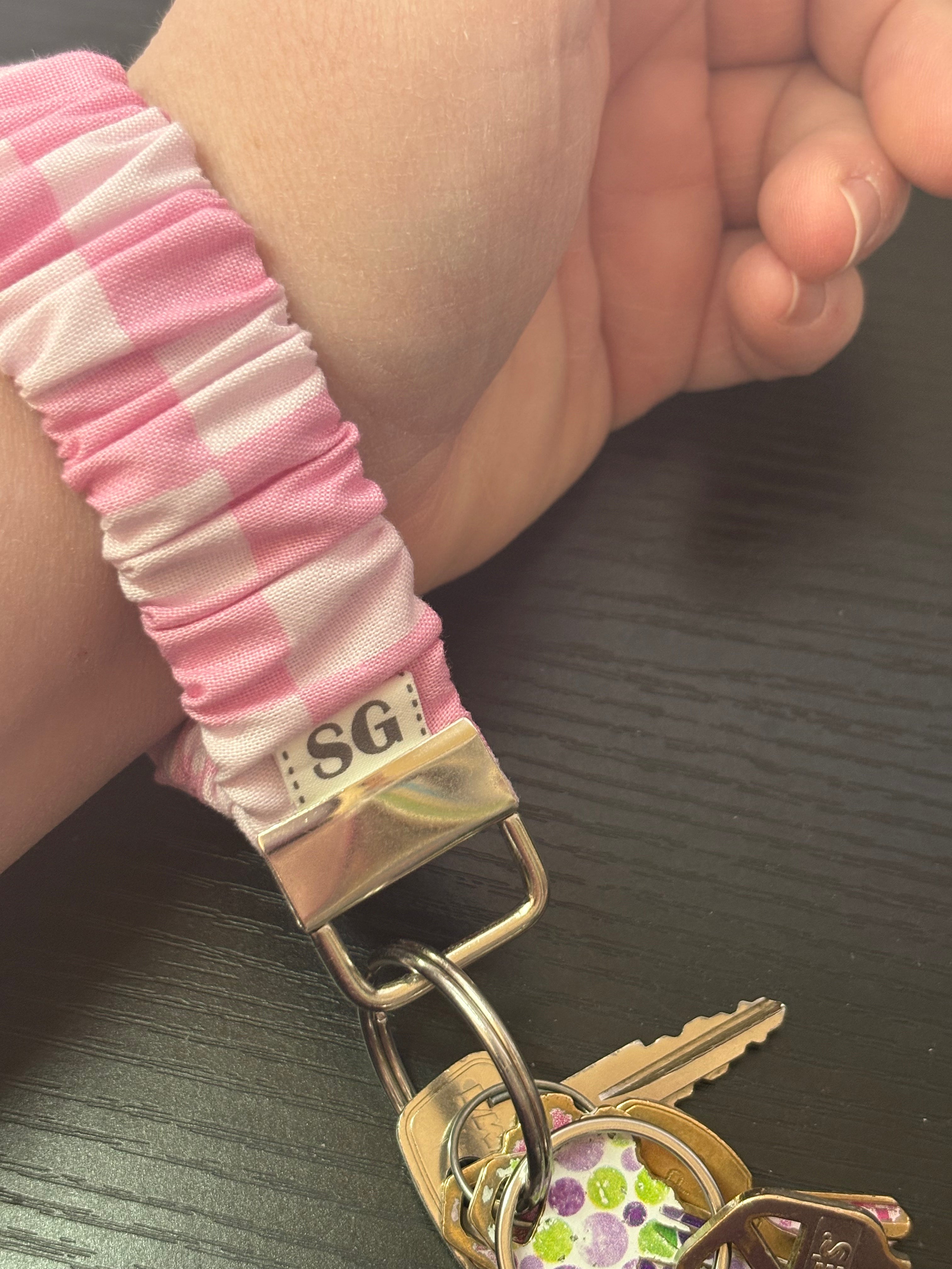 Pink & Pink checkered scrunchie wristlet