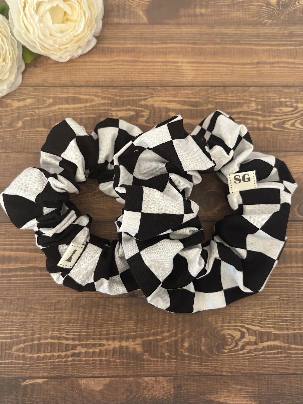 Black and white checkered hair scrunchie