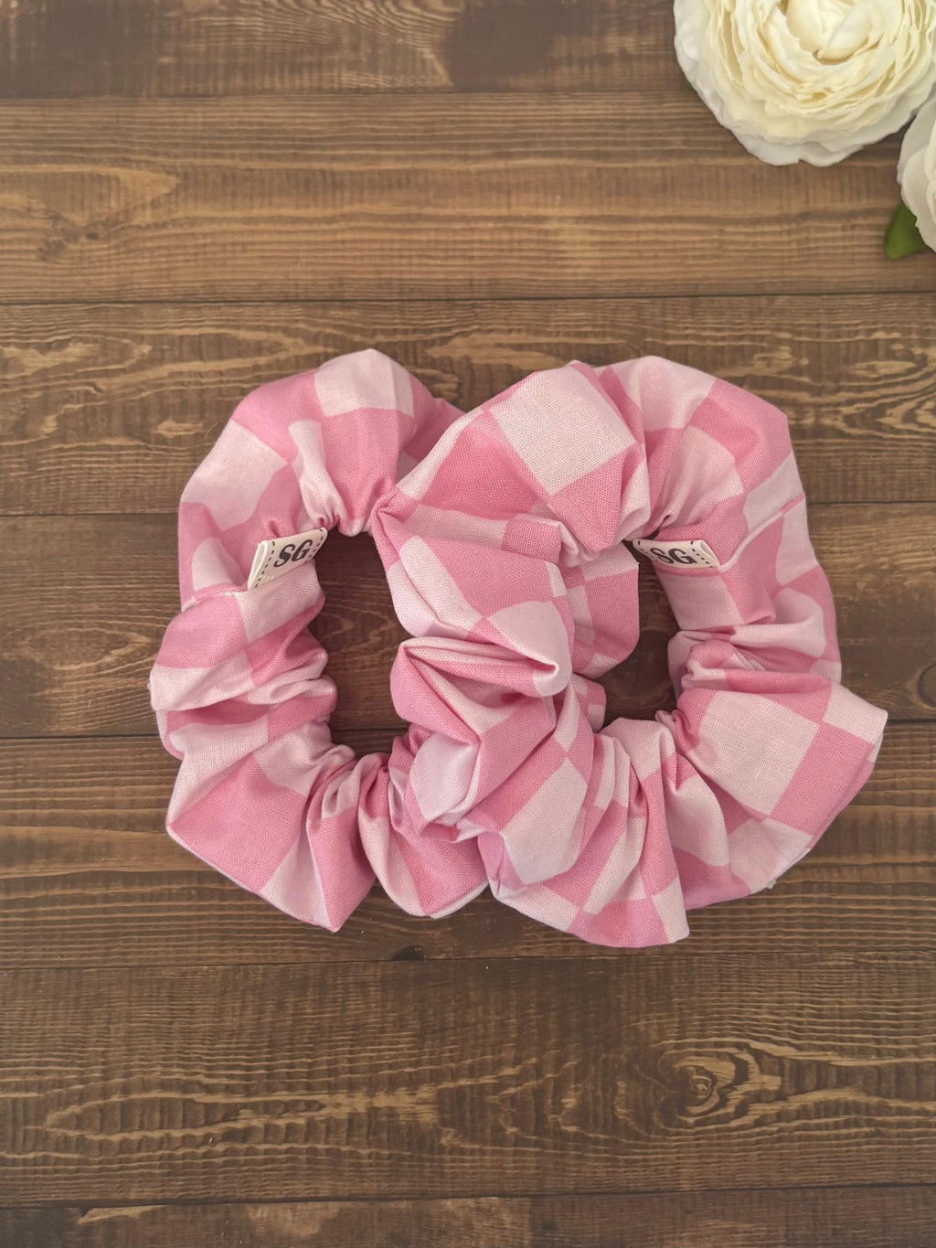 Pink and white hair scrunchie