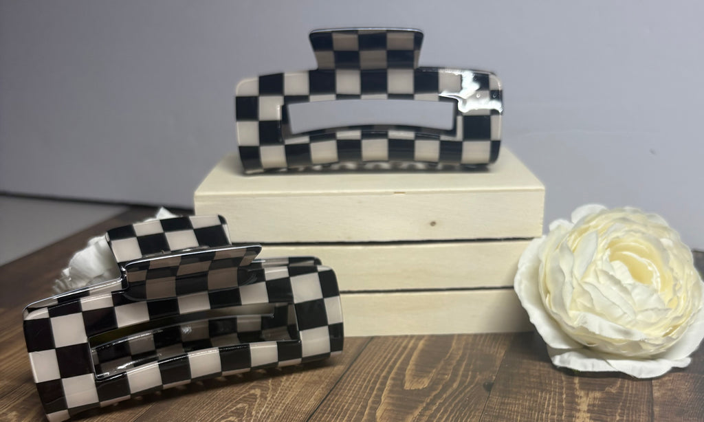 Black and White large, checkered hair claw
