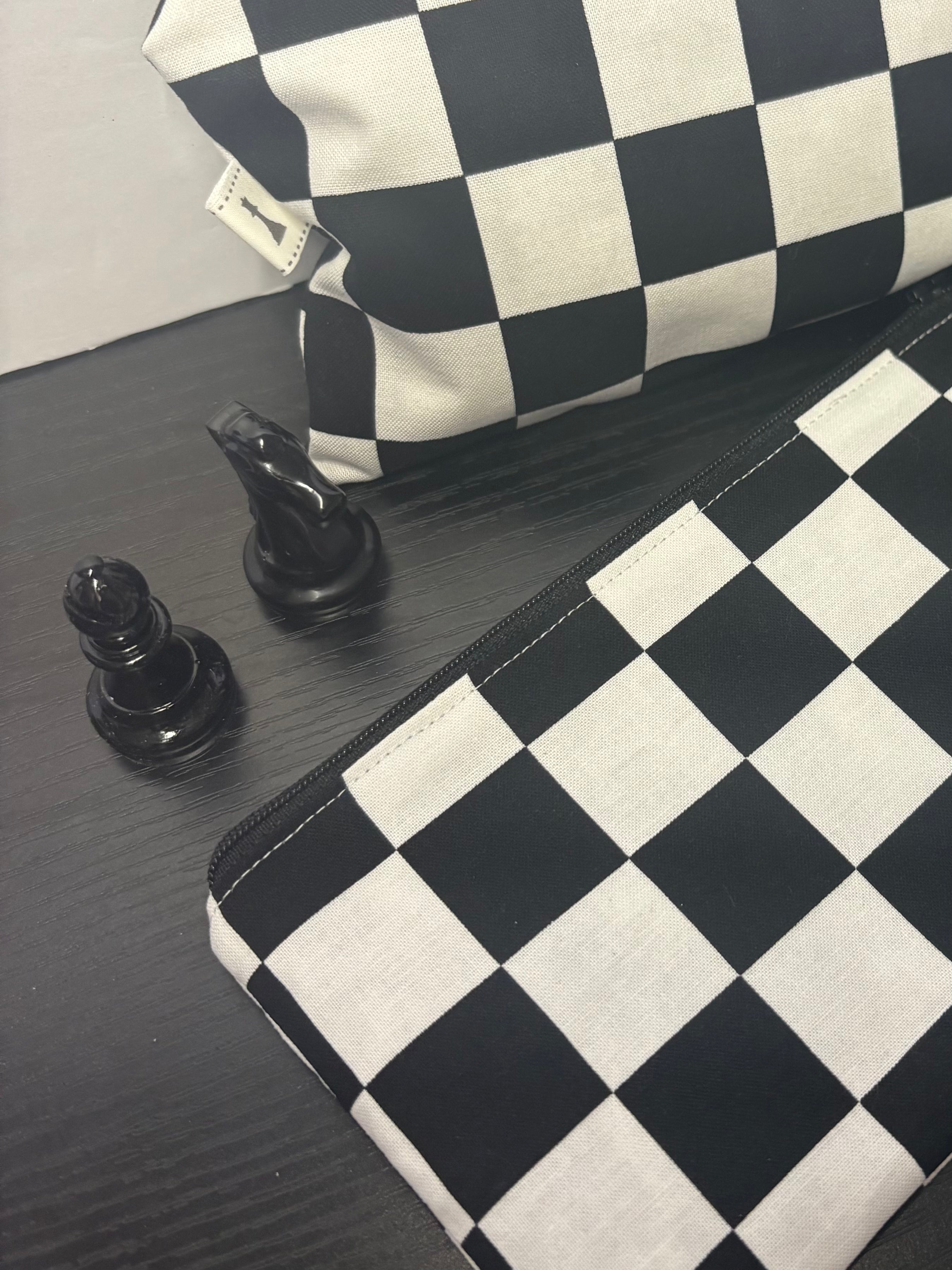 Black & White checkered carrying bag