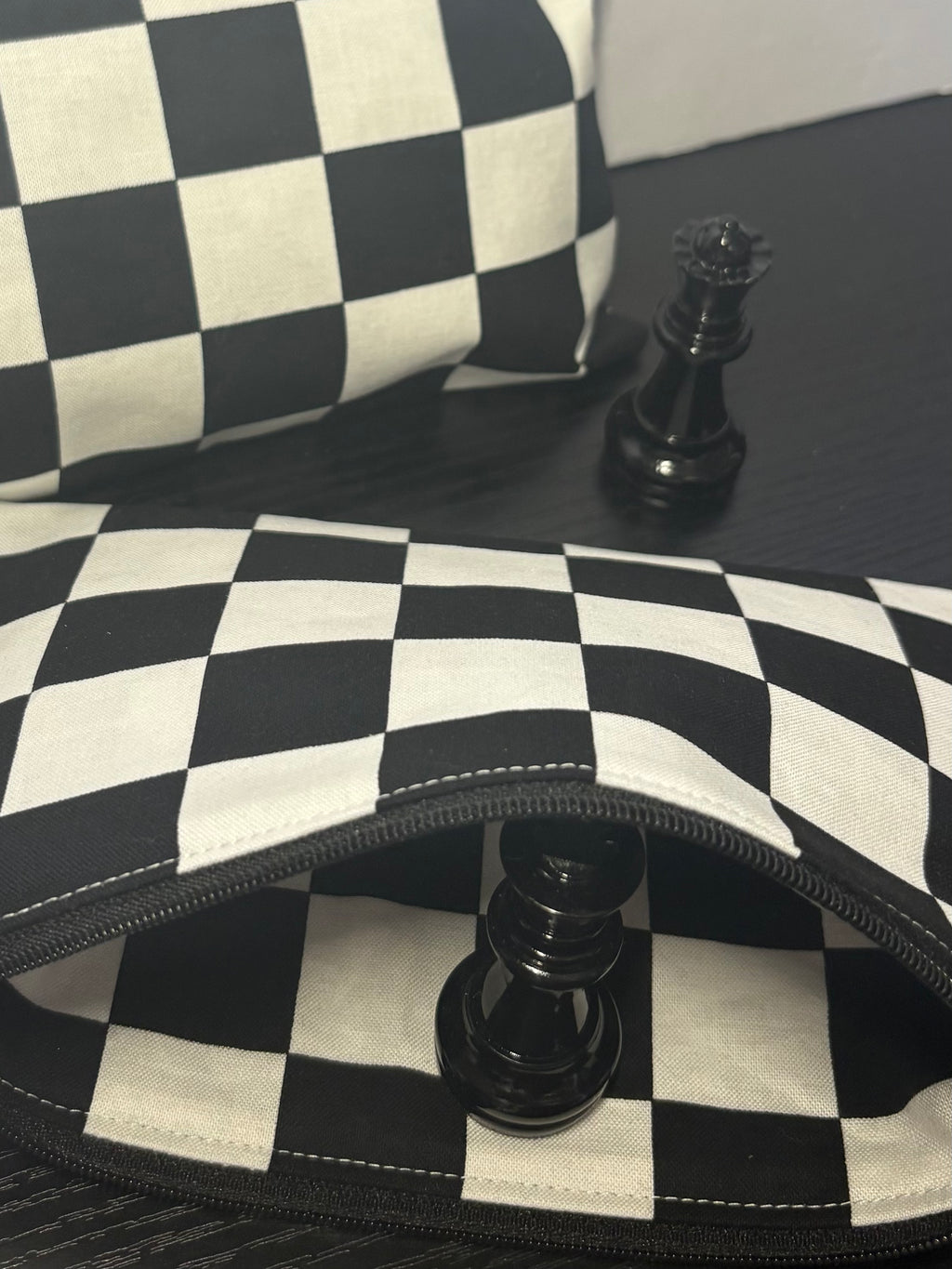 Black & White checkered carrying bag