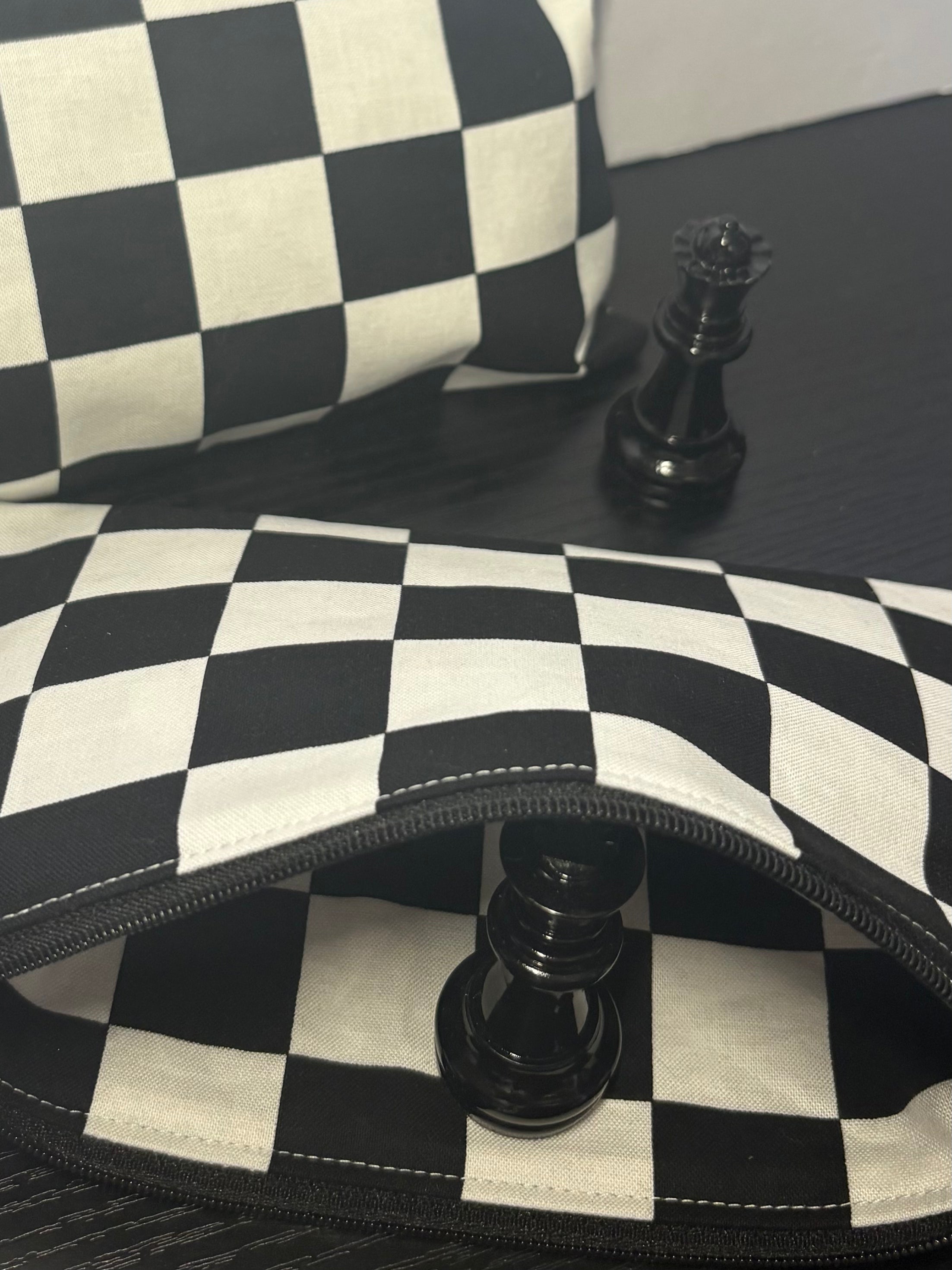 Black & White checkered carrying bag