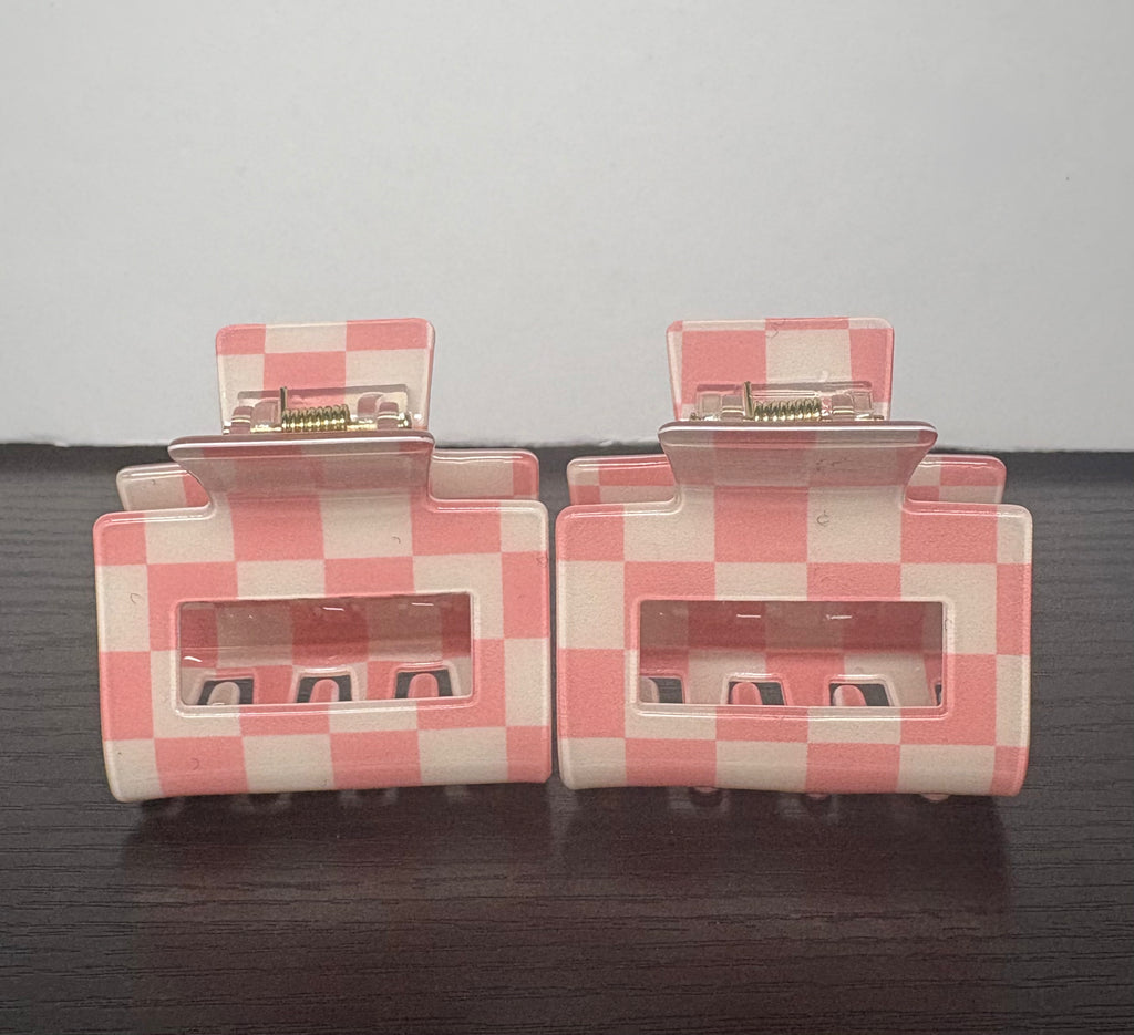 Pink checkered mini hair clip