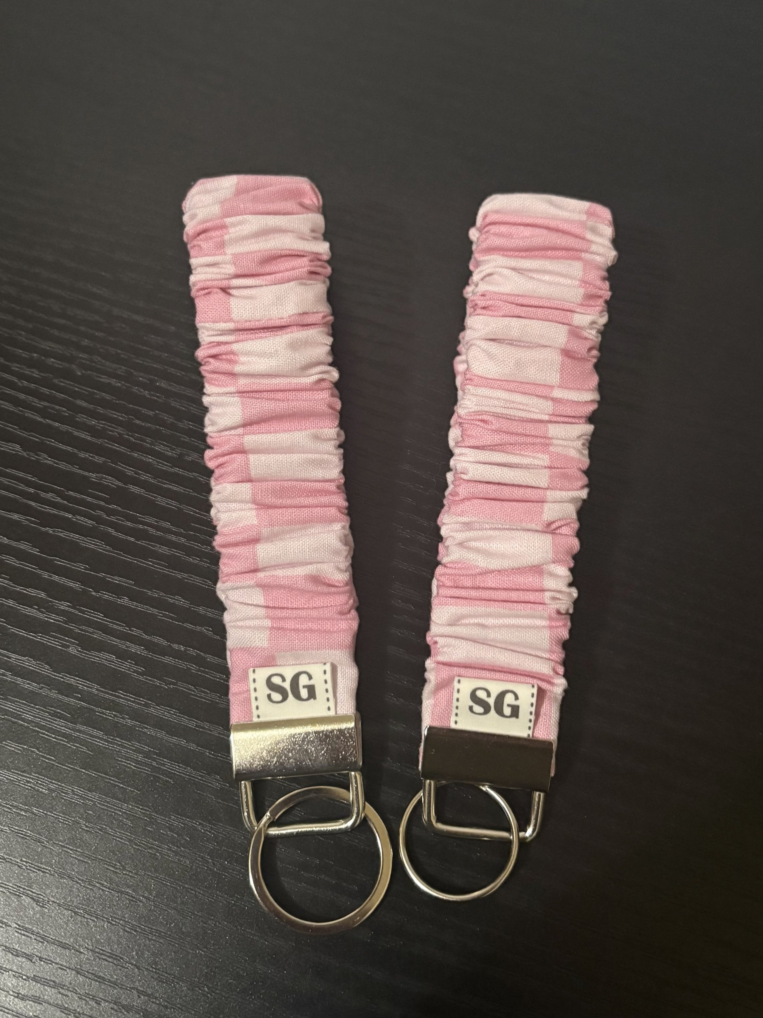 Pink checkered scrunchie wristlet